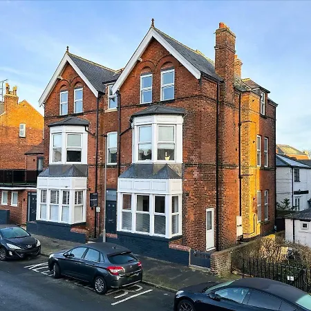 Apartman Brooklands Seaside Retreat Flat 4 *
